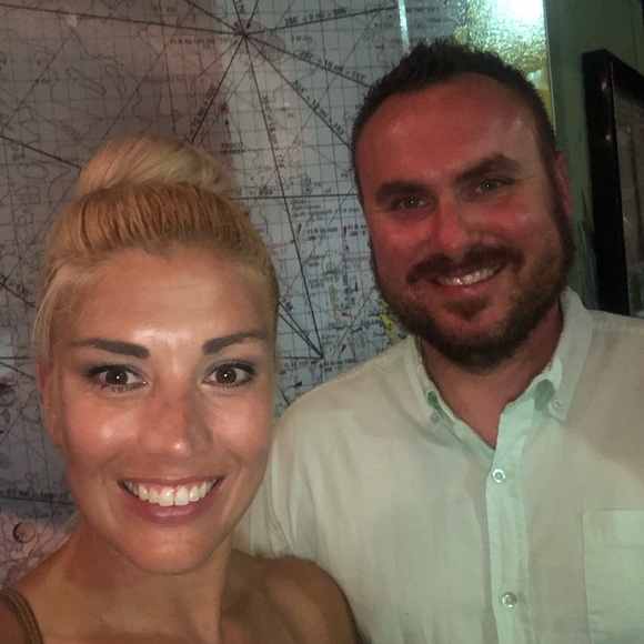 Meet your Posher, Melissa - Picture 1 of 1